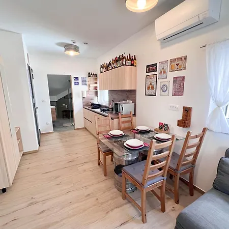 Beer & Wine House Apartmán *