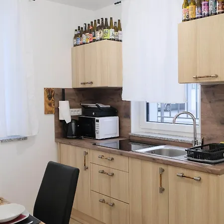 Beer & Wine House شقة ليوبليانا