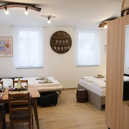 Beer & Wine House Apartment