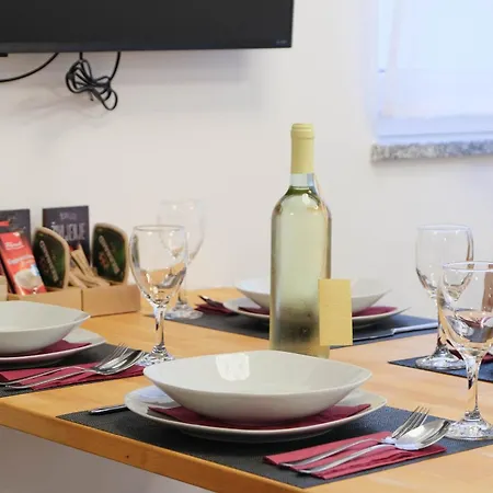 Beer & Wine House Apartment